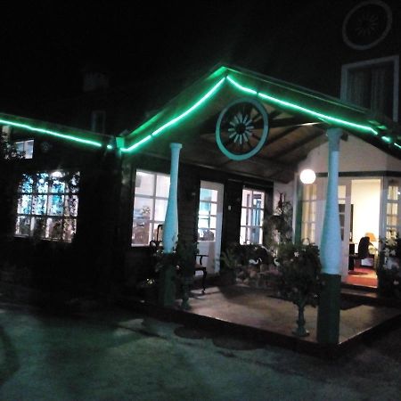 Eeescart Resort Nuwaraeliya ヌワラ・エリヤ エクステリア 写真